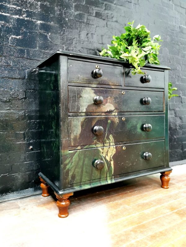 Study In Black And Green - Image 6