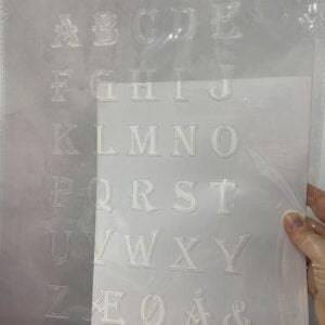 šablóna na maľovanie - tlačené písmená