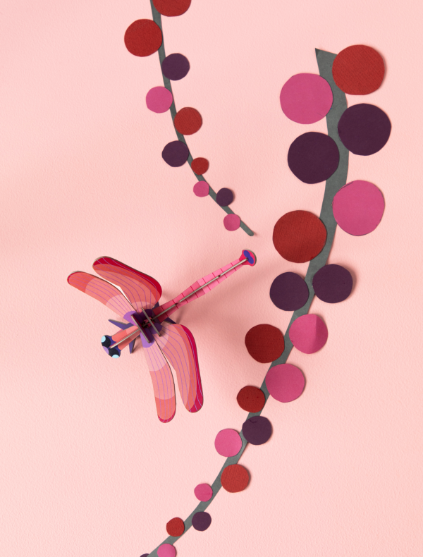 Červená vážka - Ruby Dragonfly - Farebné nástenné dekorácie - Image 3